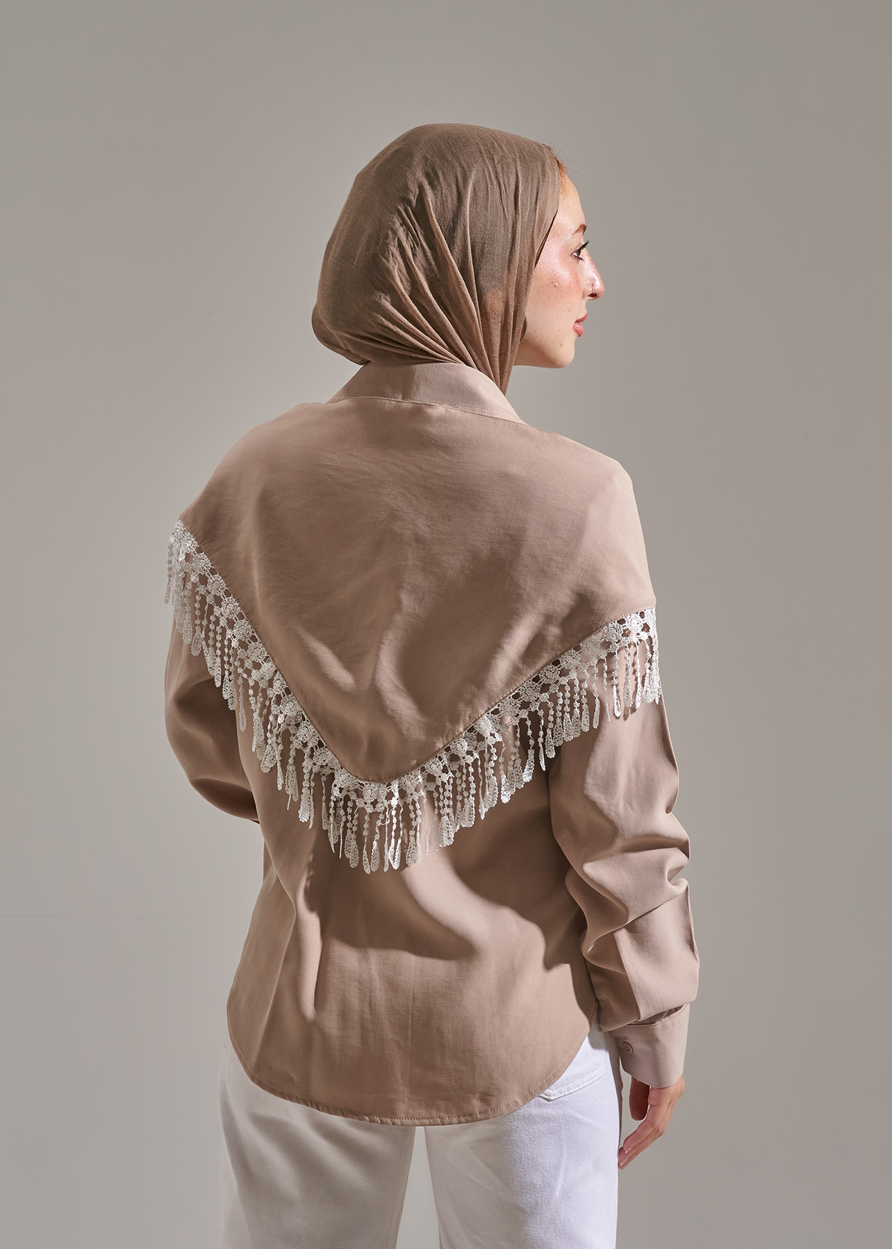 Shirt with scarf - Latte